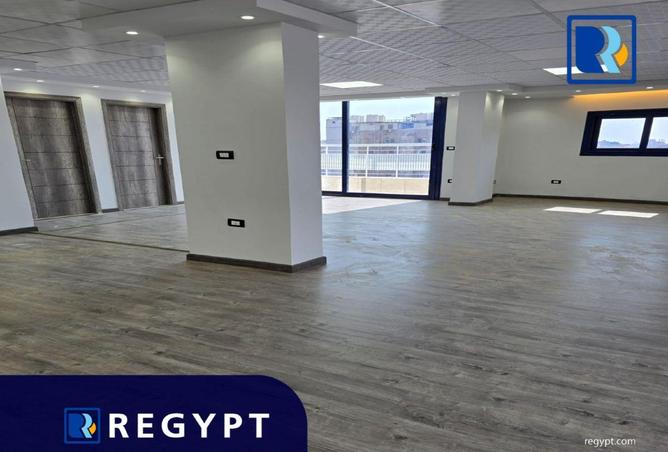 61438603 - Property Image 3