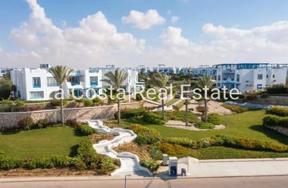 Chalet - 2 Bedrooms - 2 Bathrooms for sale in Mountain View - Ras Al Hekma - North Coast