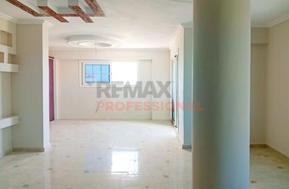 Apartment - 3 - 2 for rent in Al Malek St. - El Montazah - Hay Than El Montazah - Alexandria