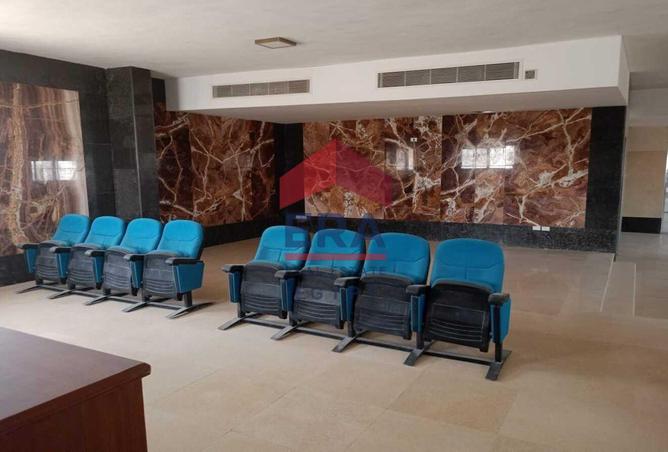 8442428 - Property Image 3