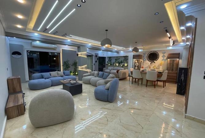 96864174 - Property Main Image