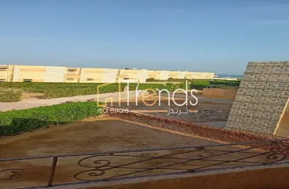 فيلا - 4 غرف نوم - 3 حمامات للبيع في نيو فينيسيا - العين السخنة - السويس