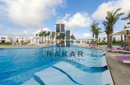 Chalet - 2 Bedrooms - 2 Bathrooms for sale in Mountain View - Ras Al Hekma - North Coast