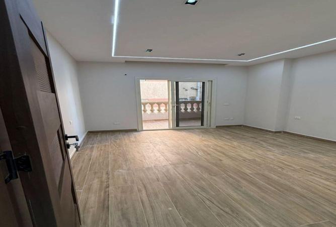 8668131 - Property Image 3