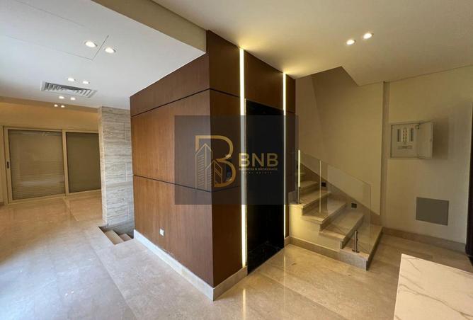 98831030 - Property Main Image