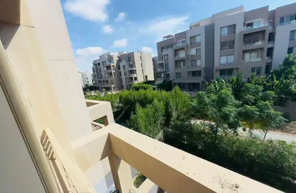 Apartment - 2 Bedrooms - 2 Bathrooms for sale in Village Gardens Katameya - 5th Settlement Compounds - The 5th Settlement - New Cairo City - Cairo