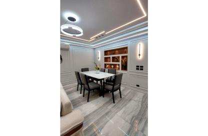 Apartment - 3 Bedrooms - 2 Bathrooms for sale in Street 12 - Maadi - Hay El Maadi - Cairo