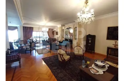 شقة - 3 غرف نوم - 3 حمامات للبيع في روكسي - مصر الجديدة - القاهرة