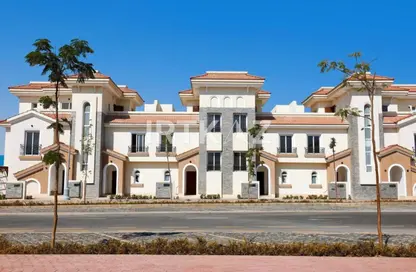 Townhouse - 4 Bedrooms - 4 Bathrooms for sale in Al Maqsad - New Capital Compounds - New Capital City - Cairo