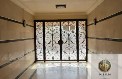 Apartment - 3 Bedrooms - 2 Bathrooms for sale in Orouba Axis - Area A - Ganoob El Acadimia - New Cairo City - Cairo