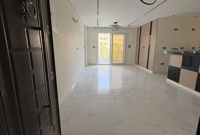 84255162 - Property Image 2