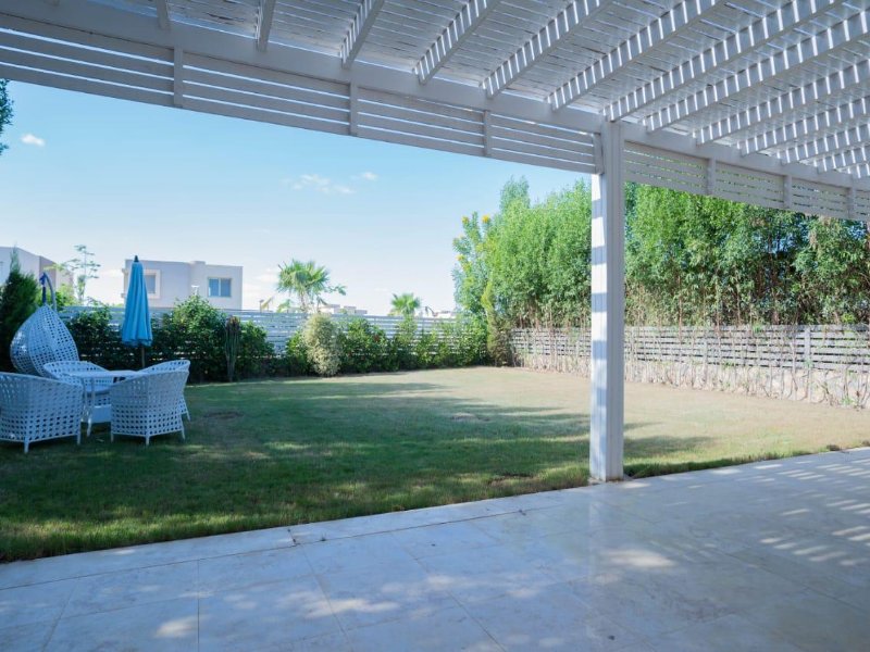 For Rent 5BR Villa | Garden | Hacienda Bay thumbnail