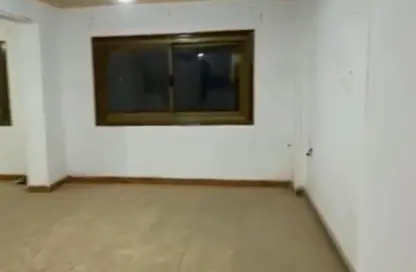 Apartment - 3 Bedrooms - 2 Bathrooms for sale in Omar Ibn Al Khattab St. - Dokki - Giza