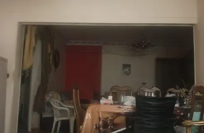 شقة - 2 غرف نوم - 1 حمام للبيع في شارع الزيتون - الاميرية - حي الزيتون - القاهرة