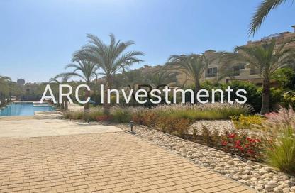 تاون هاوس - 5 غرف نوم - 3 حمامات للبيع في الباتيو 5 ايست - الباتيو - كمبوندات الشروق - مدينة الشروق - القاهرة