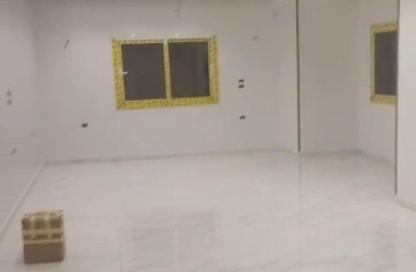 Apartment - 3 Bedrooms - 2 Bathrooms for rent in Al Gezira St. - South Investors Area - New Cairo City - Cairo