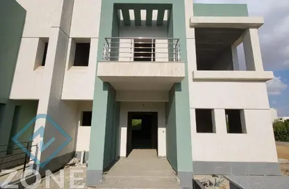 Twin House - 3 Bedrooms - 3 Bathrooms for sale in Privado - Madinaty - Cairo