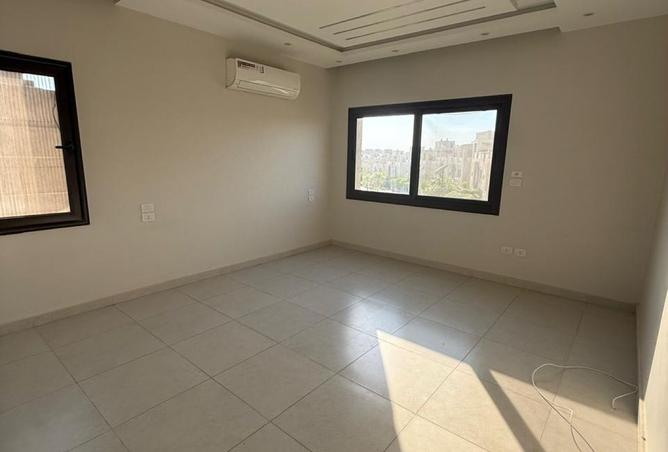 93536347 - Property Image 3