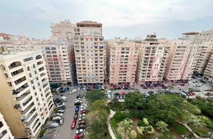 Apartment - 3 Bedrooms - 2 Bathrooms for sale in Smouha - Hay Sharq - Alexandria