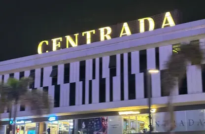 محل - استوديو - 1 حمام للبيع في سنترادا هاب - محور 26 يوليو - مدينة 6 أكتوبر - الجيزة