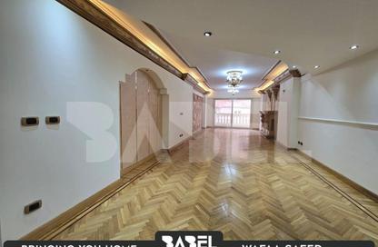 Apartment - 3 Bedrooms - 3 Bathrooms for sale in Glim - Hay Sharq - Alexandria