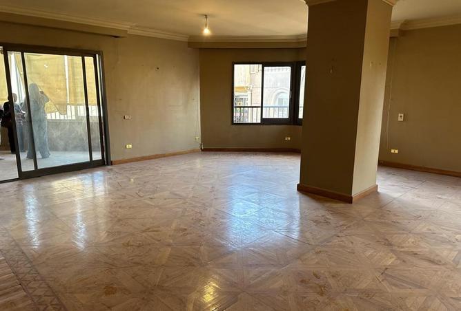 70103095 - Property Image 2