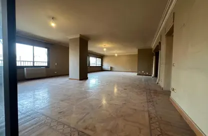 Apartment - 3 Bedrooms - 3 Bathrooms for sale in Haeet Al Tadres St. - Dokki - Giza