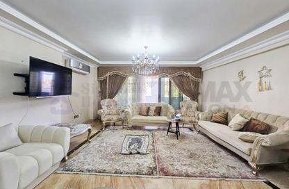 شقة - 3 غرف نوم - 3 حمامات للبيع في سموحة - حي شرق - الاسكندرية