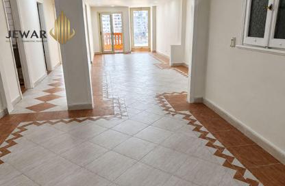 Apartment - 2 Bedrooms - 1 Bathroom for rent in Stanley Bridge - Stanley - Hay Sharq - Alexandria Apartment - 2 Bedrooms - 1 Bathroom for rent in Stanley Bridge - Stanley - Hay Sharq - Alexandria