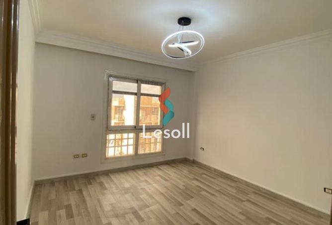 8576173 - Property Image 2