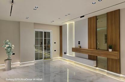 Apartment - 3 Bedrooms - 3 Bathrooms for sale in Gate 4 - Mena - Hadayek El Ahram - Giza
