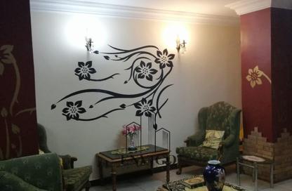 Apartment - 3 Bedrooms - 2 Bathrooms for sale in Mahmoud Tawfik St. - 6th Zone - Nasr City - Cairo