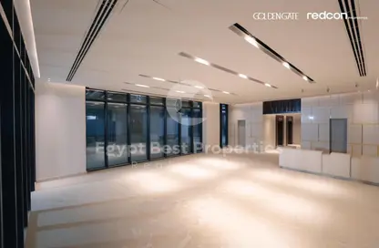 Office Space - 3 Bedrooms - 1 Bathroom for sale in Golden Gate - South Teseen St. - The 5th Settlement - New Cairo City - Cairo