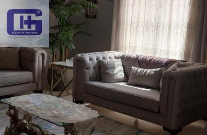Apartment - 2 Bedrooms - 2 Bathrooms for sale in Palm Hills Village Gate - South Investors Area - New Cairo City - Cairo