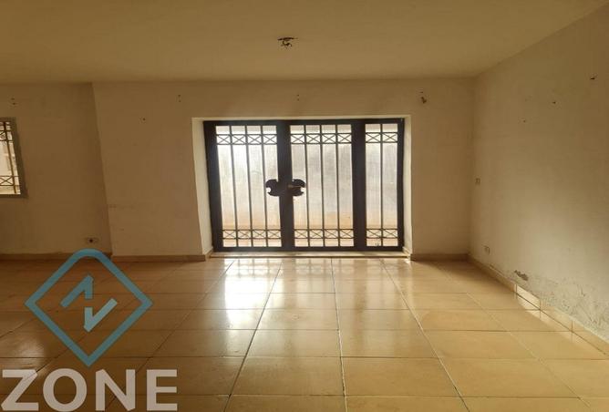 72713708 - Property Main Image