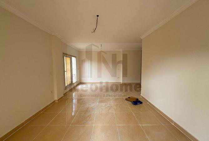 99385235 - Property Main Image