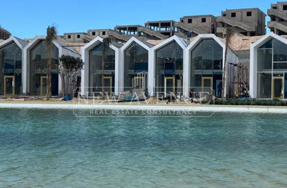 Chalet - 2 Bedrooms - 3 Bathrooms for sale in Fouka Bay - Ras Al Hekma - North Coast