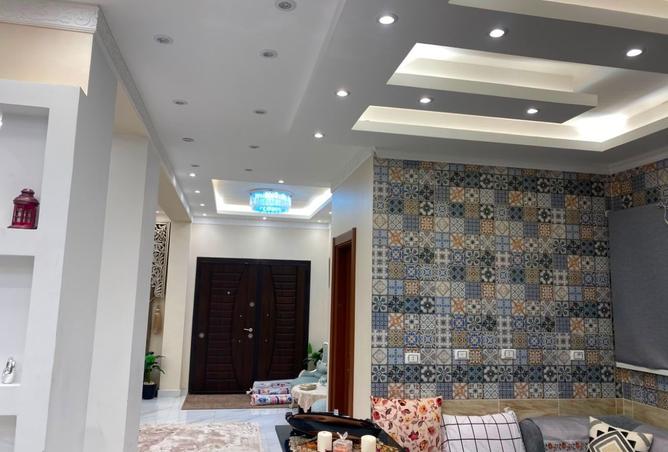 99400963 - Property Image 3