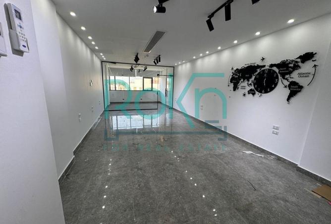 8586945 - Property Image 2