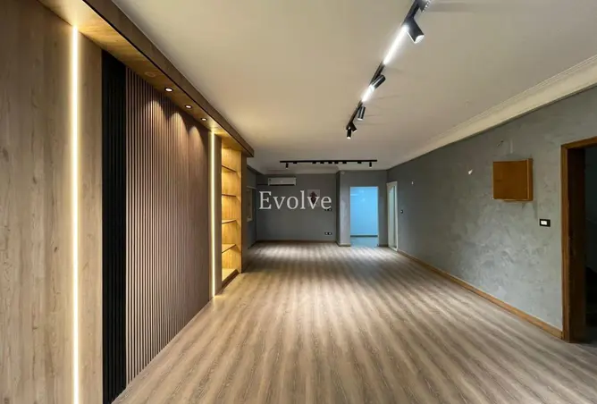 102633097 - Property Image 2
