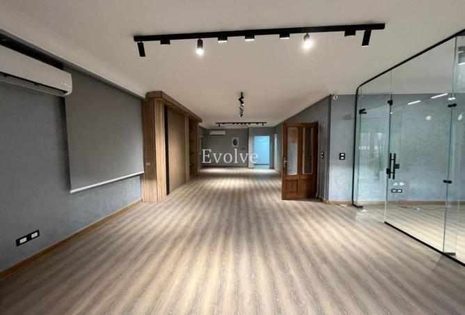 102633097 - Property Main Image