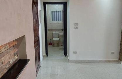 Apartment - 3 Bedrooms - 2 Bathrooms for rent in Hassan Ma'moon St. - 6th Zone - Nasr City - Cairo