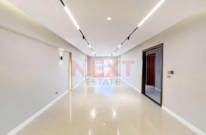شقة - 3 - 2 للبيع في شارع السيدة سكينة إبنت الحسين - كفر عبده - رشدي - حي شرق - الاسكندرية