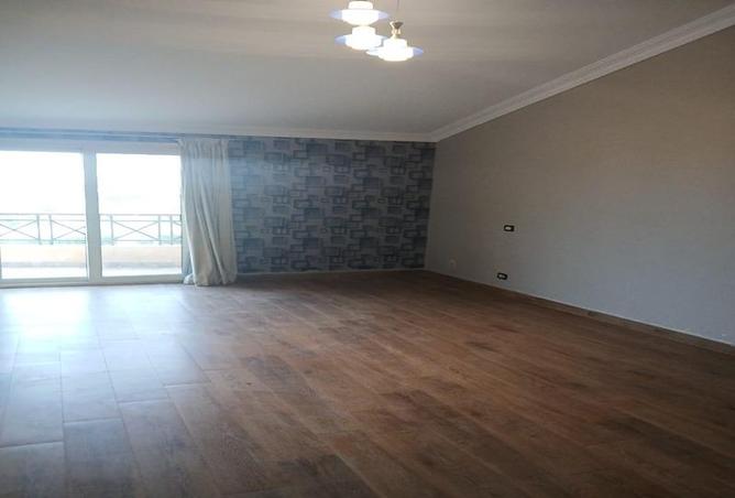 63132245 - Property Image 3