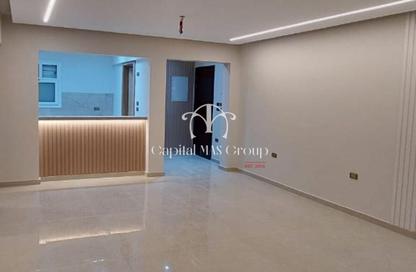 Apartment - 2 - 3 for sale in Mountain View iCity - 5th Settlement Compounds - The 5th Settlement - New Cairo City - Cairo