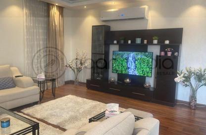 Apartment - 3 - 2 for sale in Palm Hills Village Gate - South Investors Area - New Cairo City - Cairo