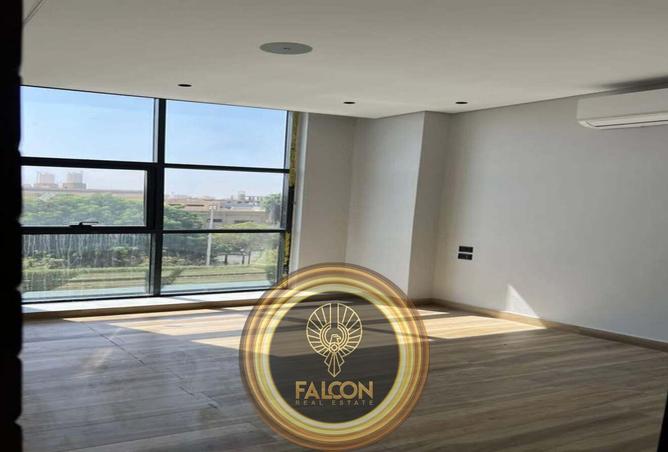 71653356 - Property Main Image
