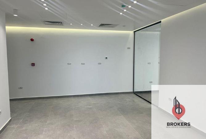 64900714 - صورة العقار 3