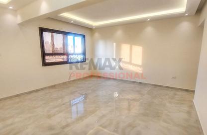 Apartment - 2 - 1 for rent in Roshdy St. - Roushdy - Hay Sharq - Alexandria