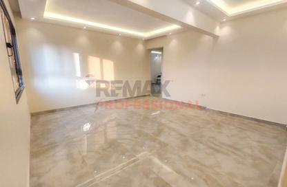 Apartment - 2 - 1 for rent in Roshdy St. - Roushdy - Hay Sharq - Alexandria